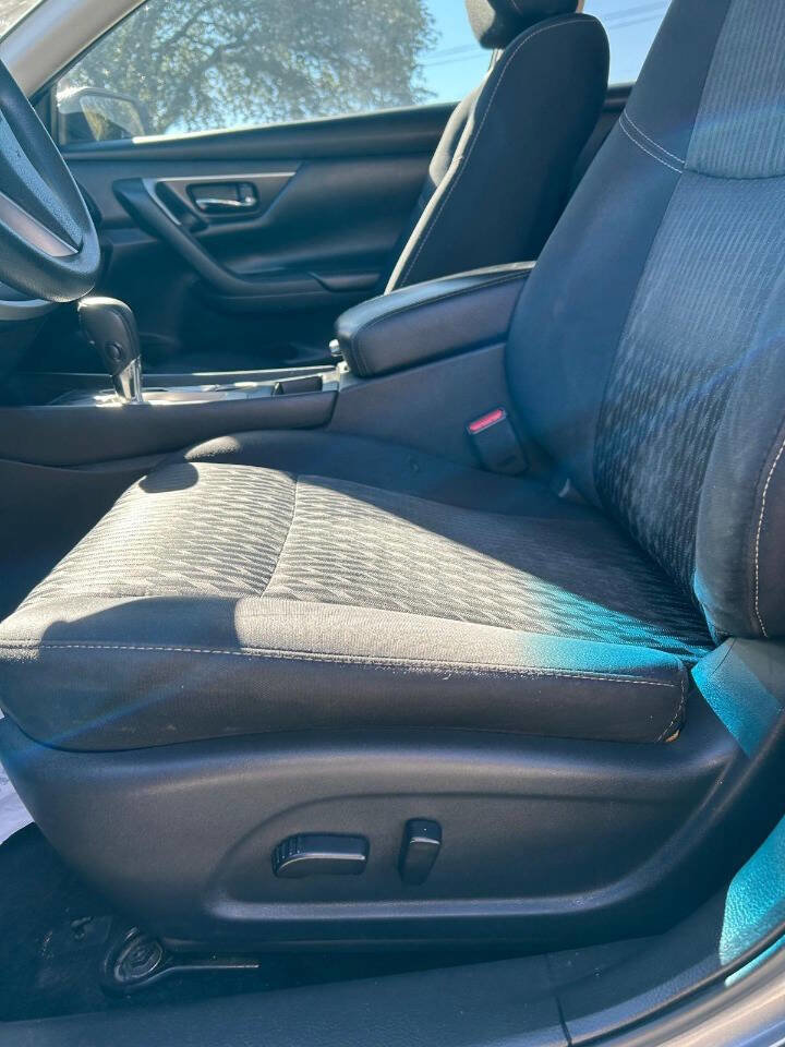 Used 2018 Nissan Altima 2.5 S w/ S Convenience Package image 19