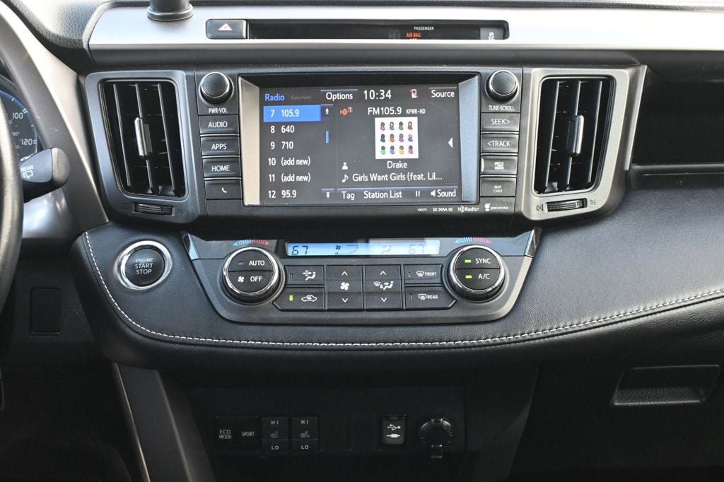 Used 2016 Toyota RAV4 Limited FWD image 11