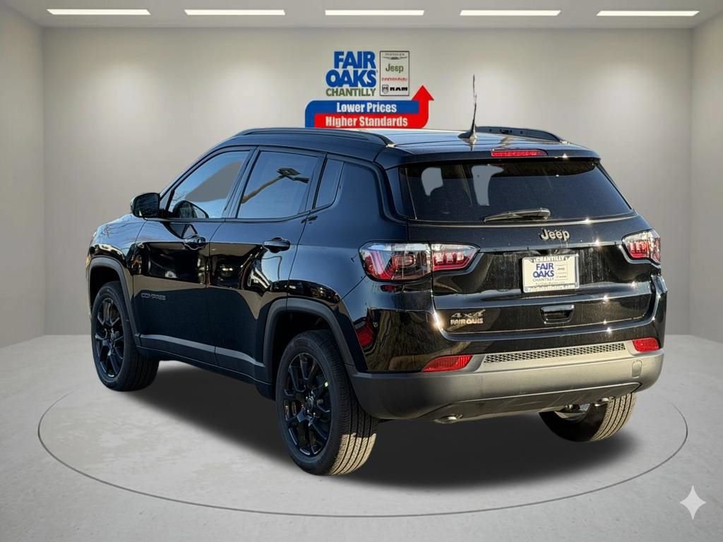 New 2026 Jeep Compass Latitude w/ Sun and Sound Group AWD/4WD image 9