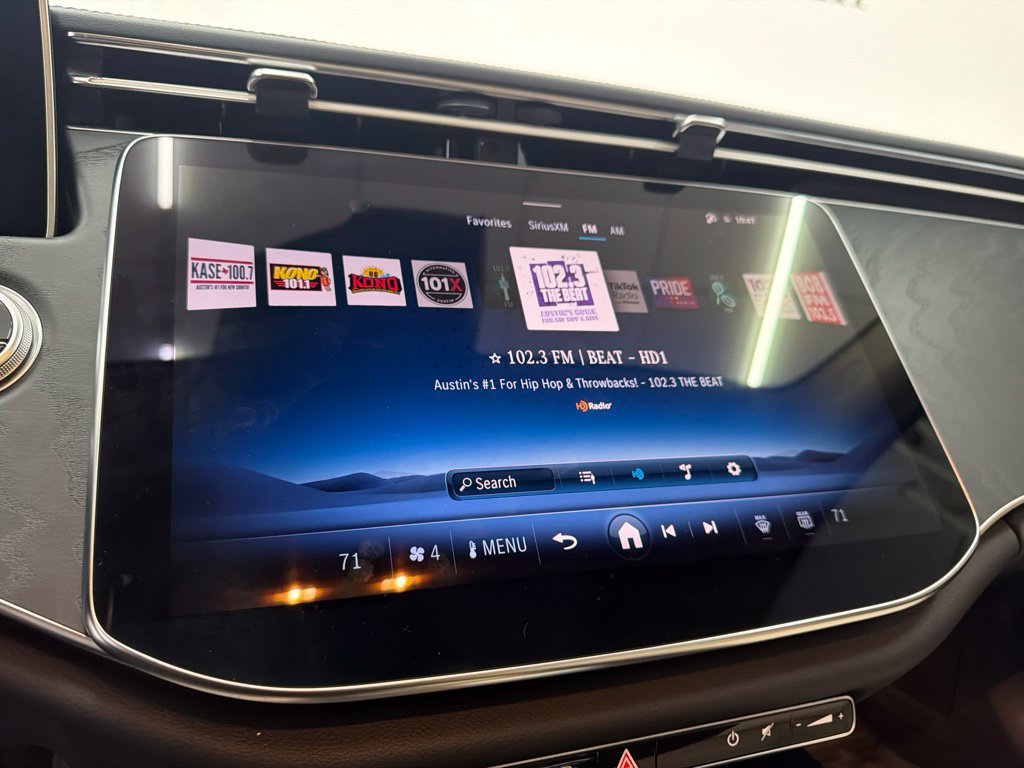 Used 2025 Mercedes-Benz E 350 4MATIC Sedan image 19
