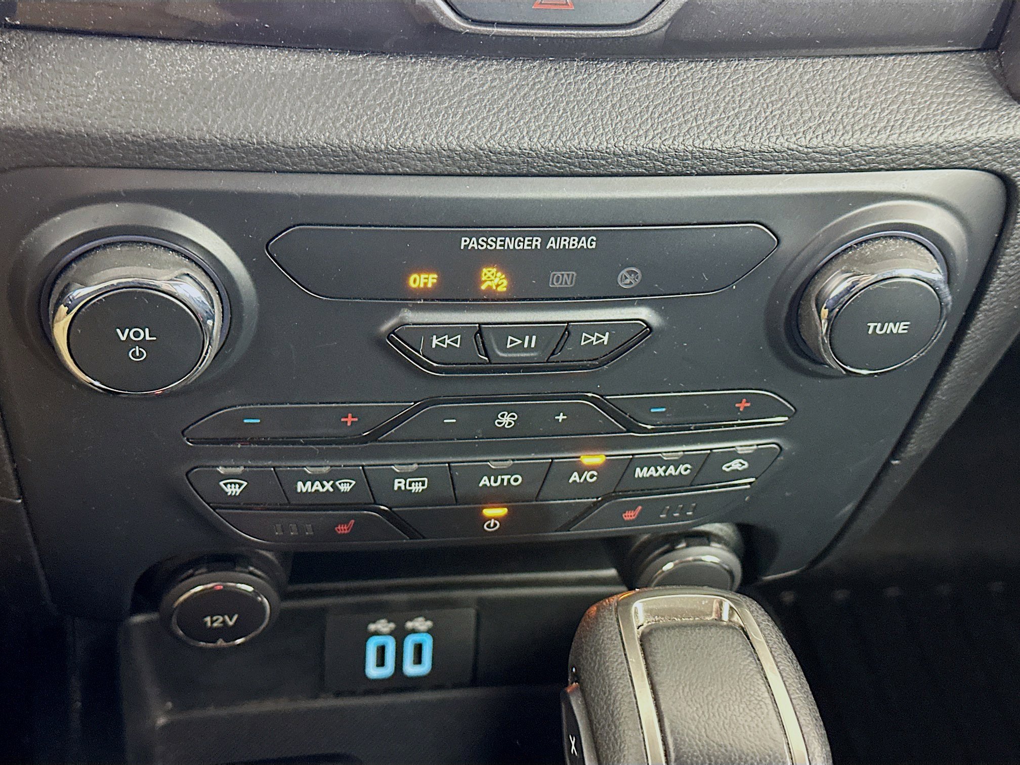 Used 2019 Ford Ranger Lariat w/ Equipment Group 501A Mid image 24