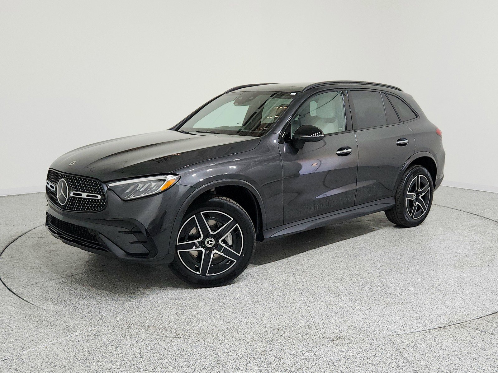New 2026 Mercedes-Benz GLC 300 image 1
