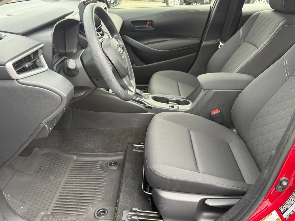 Certified 2025 Toyota Corolla LE w/ LE Premium Package FWD image 19