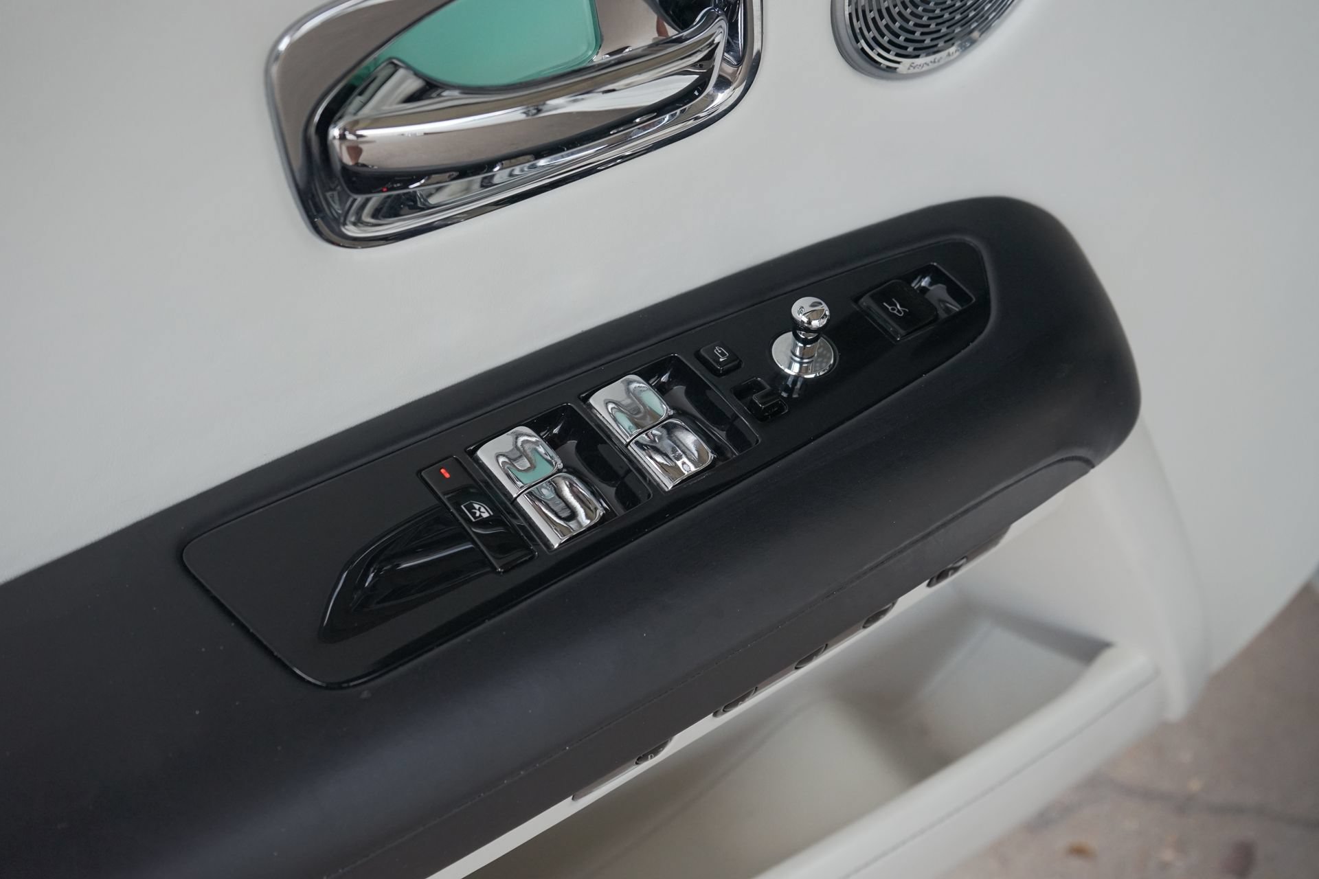 Used 2021 Rolls-Royce Ghost AWD/4WD image 22