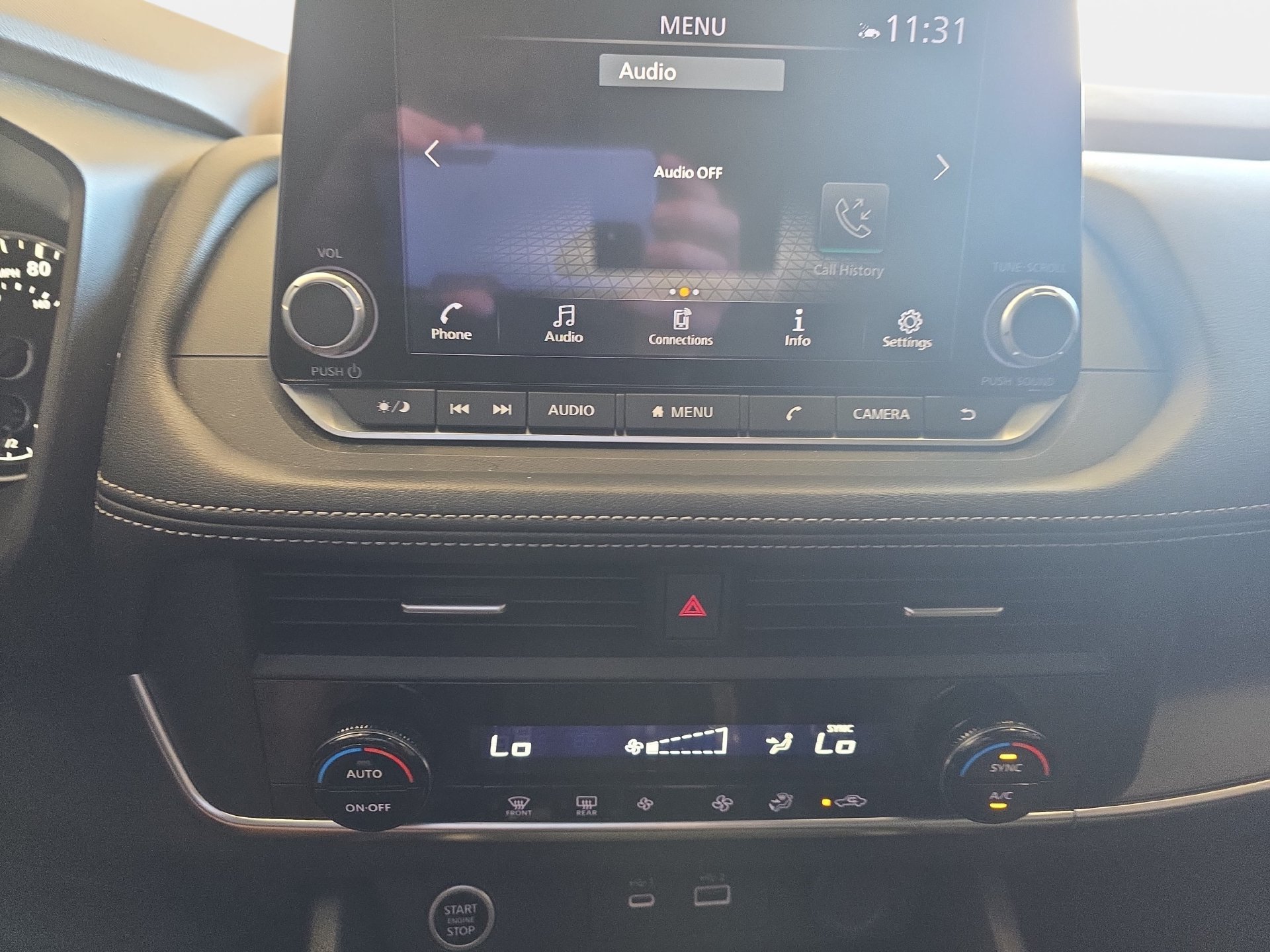 Used 2023 Nissan Rogue SV AWD/4WD image 19