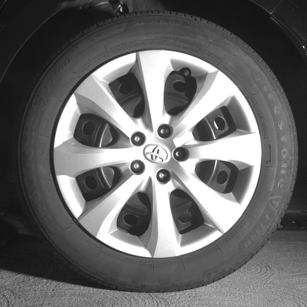 Used 2025 Toyota Corolla LE FWD image 14