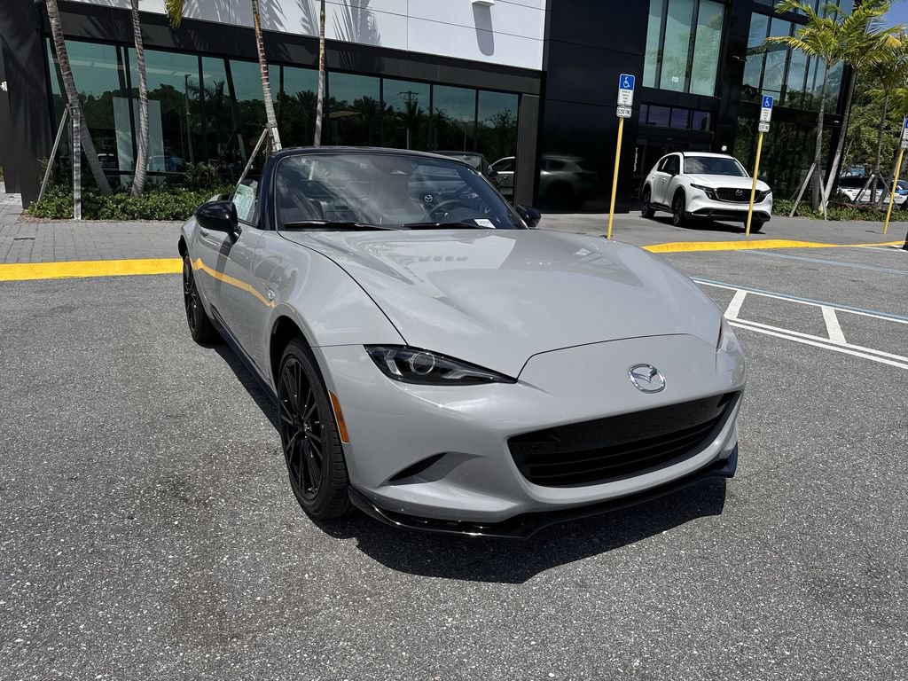 New 2026 MAZDA MX-5 Miata Club w/ Interior Package image 7