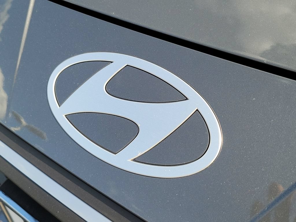 New 2026 Hyundai Elantra Sport FWD image 25