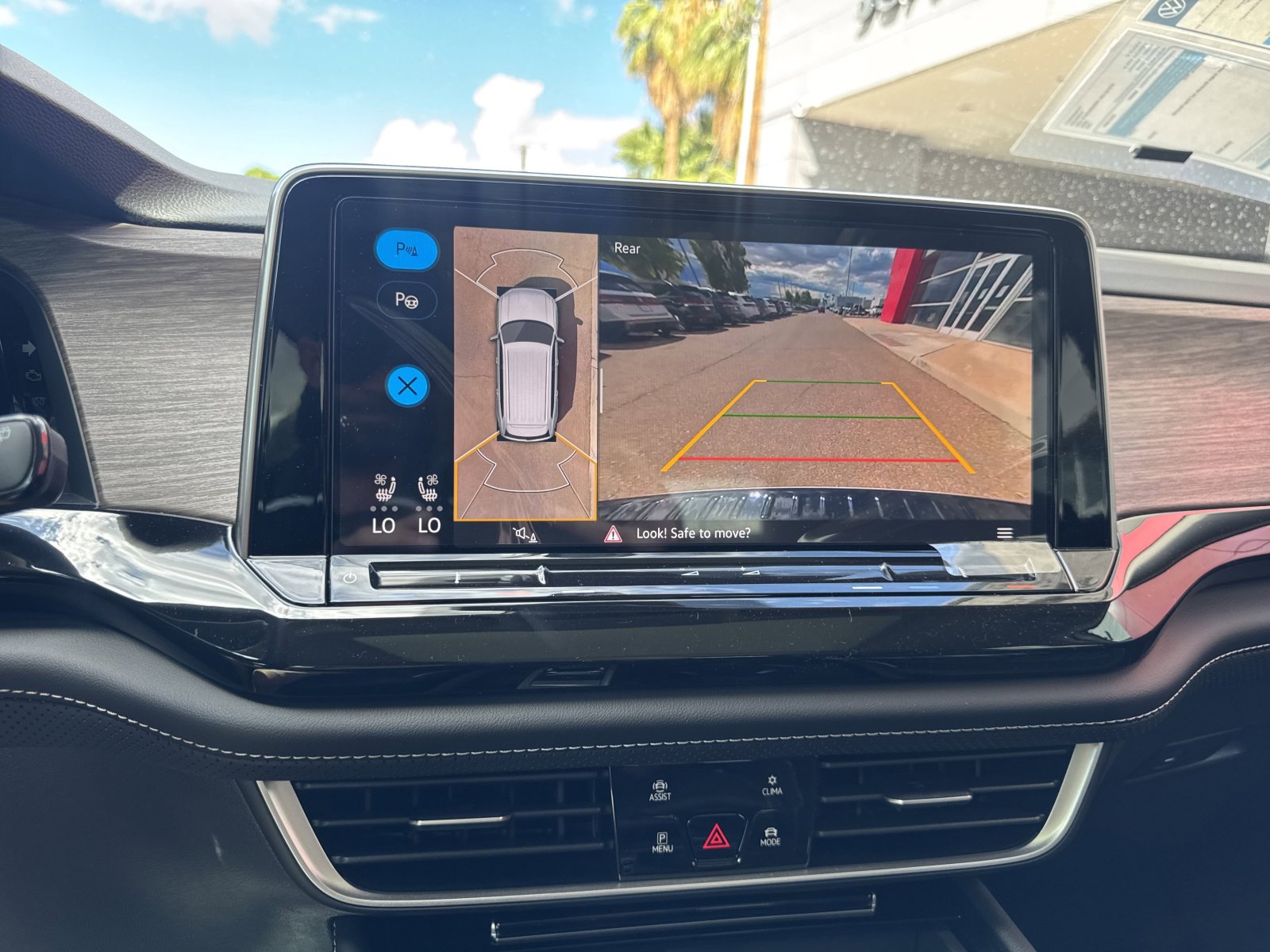 New 2026 Volkswagen Atlas SEL Premium R-Line image 26