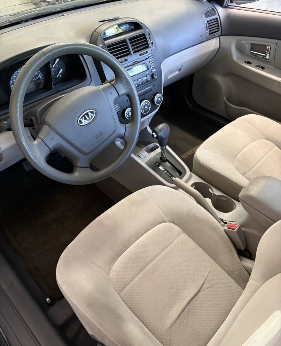 Used 2009 Kia Spectra EX FWD image 7