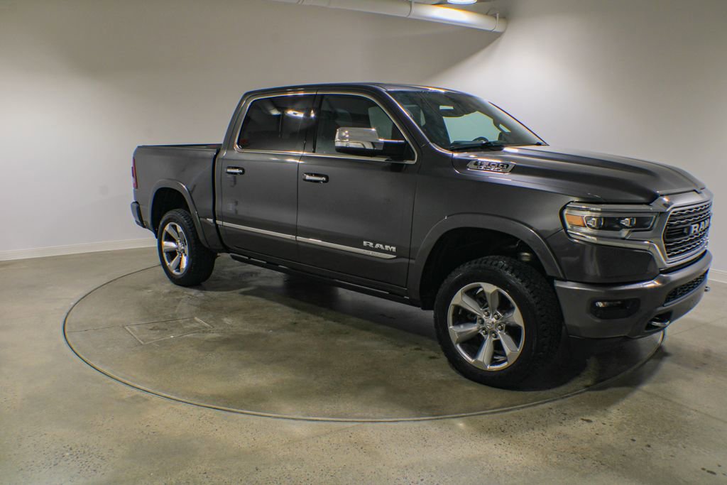 Used 2022 RAM 1500 Limited w/ Body Color Bumper Group AWD/4WD image 7