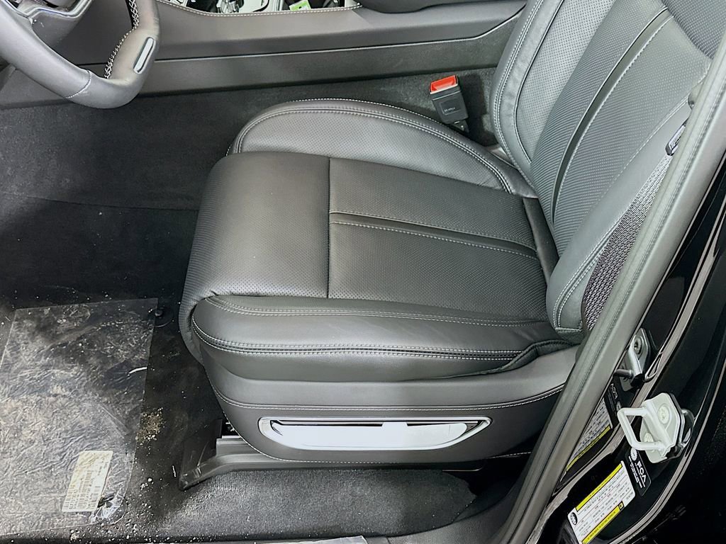 New 2026 Jeep Grand Wagoneer L Summit image 26