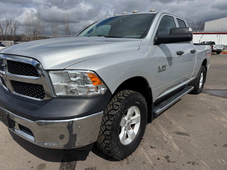 Used 2016 RAM 1500 ST w/ SXT Appearance Group image 9