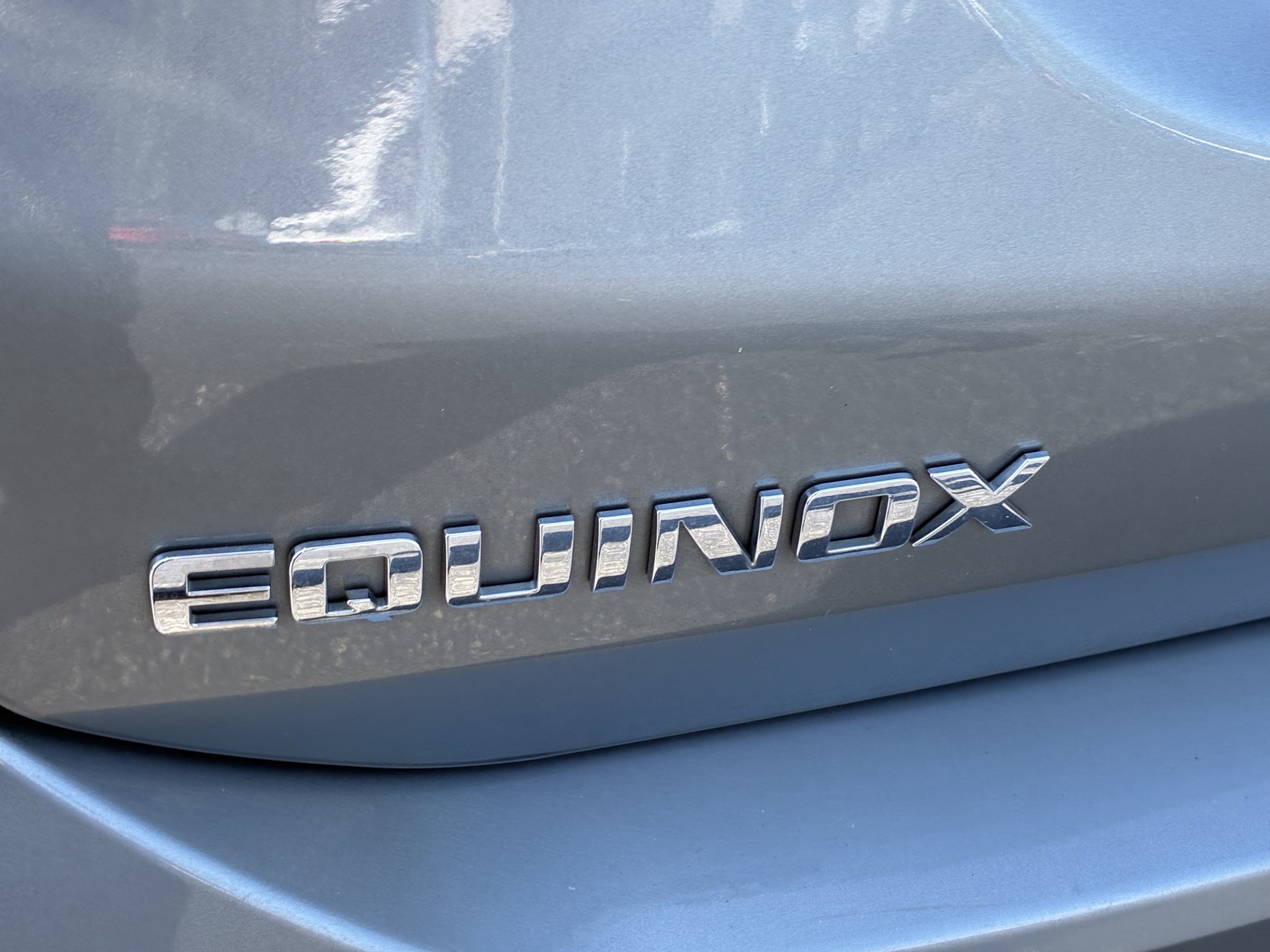 Used 2024 Chevrolet Equinox LT FWD image 11