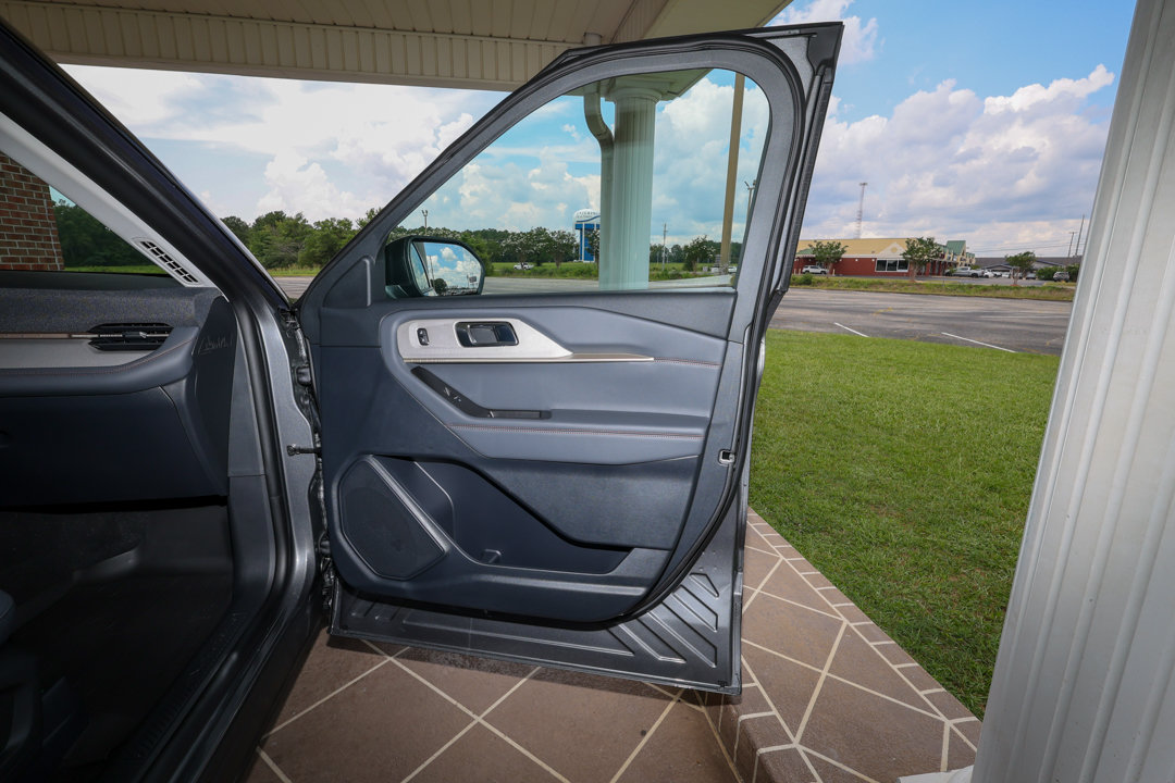 New 2026 Ford Explorer Active AWD/4WD image 21