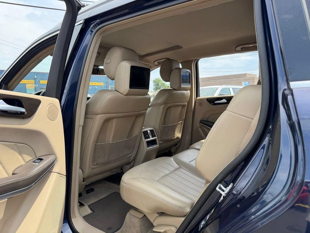 Used 2014 Mercedes-Benz GL 450 4MATIC image 17