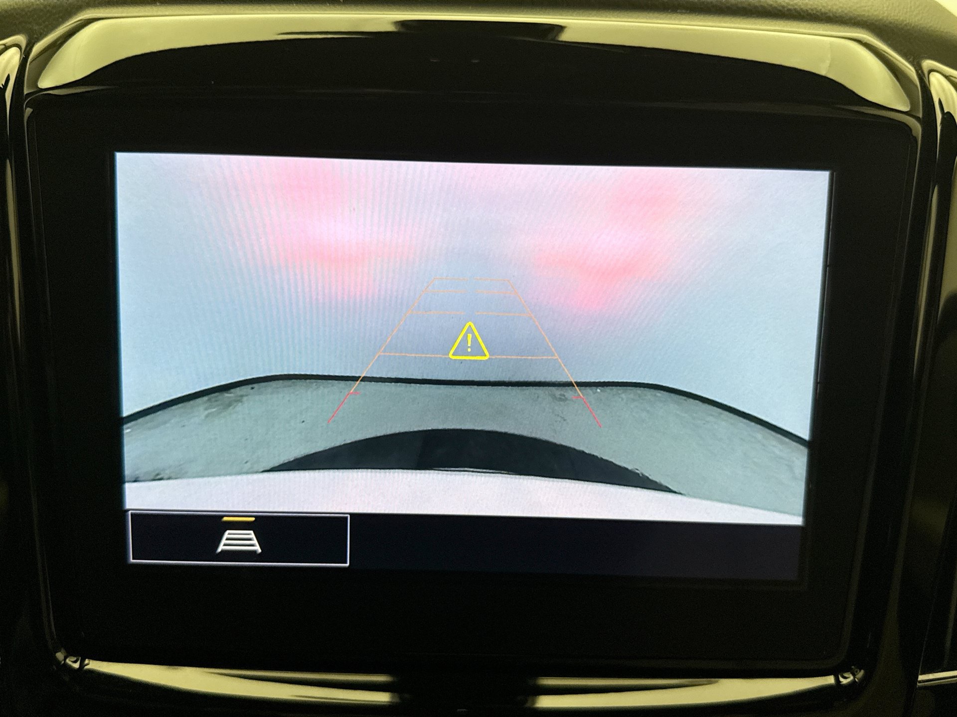Used 2023 Chevrolet Traverse LT w/ LPO, Floor Liner Package AWD/4WD image 15