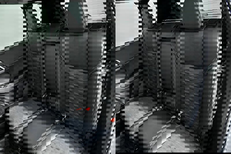 New 2026 Mitsubishi Outlander SE image 16