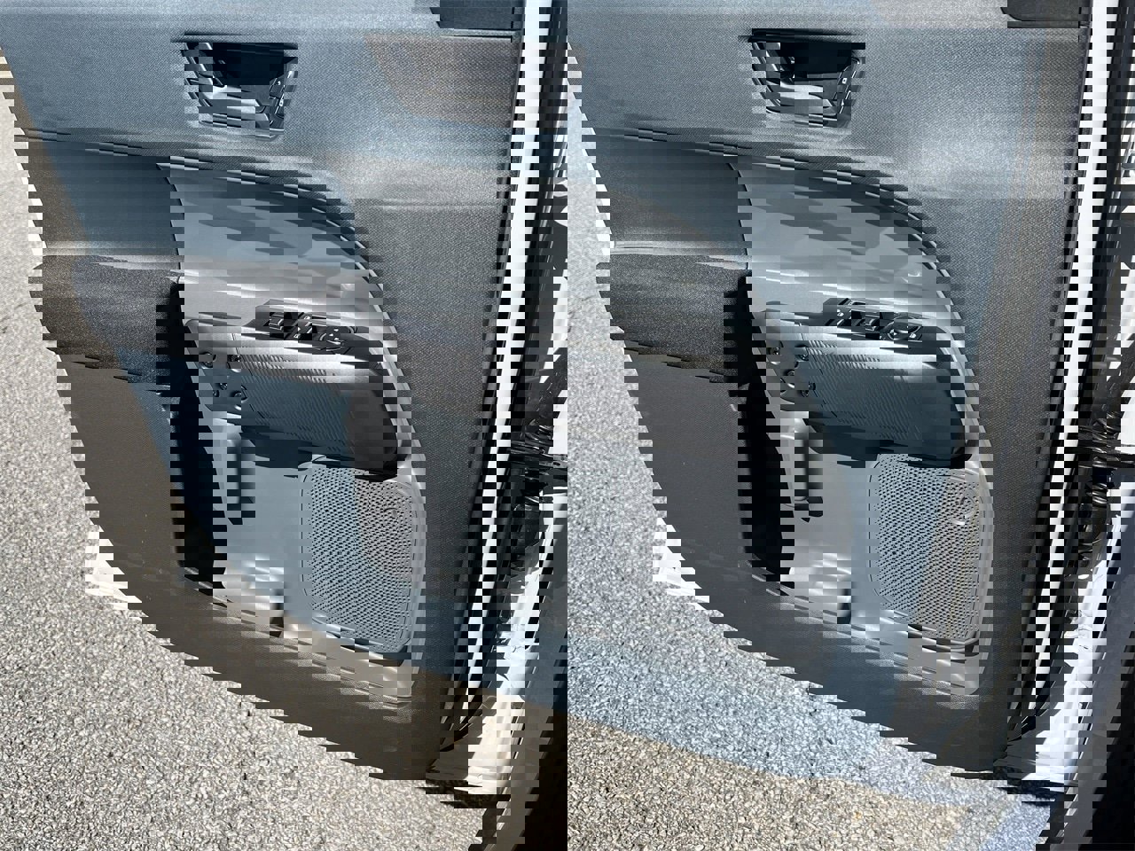 New 2025 Ford Maverick XL w/ 4K Tow Package image 16