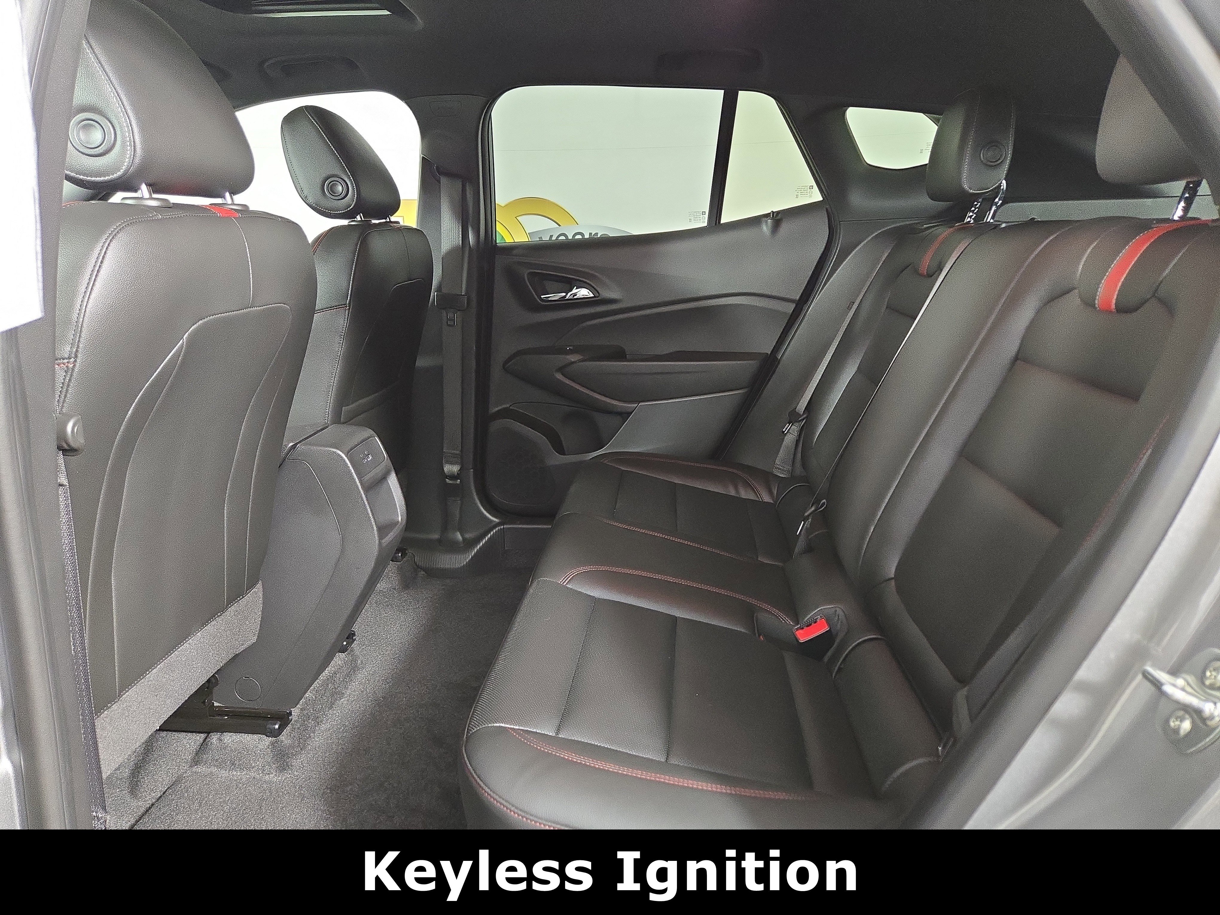 Certified 2025 Chevrolet Trax RS w/ Sunroof Package image 12