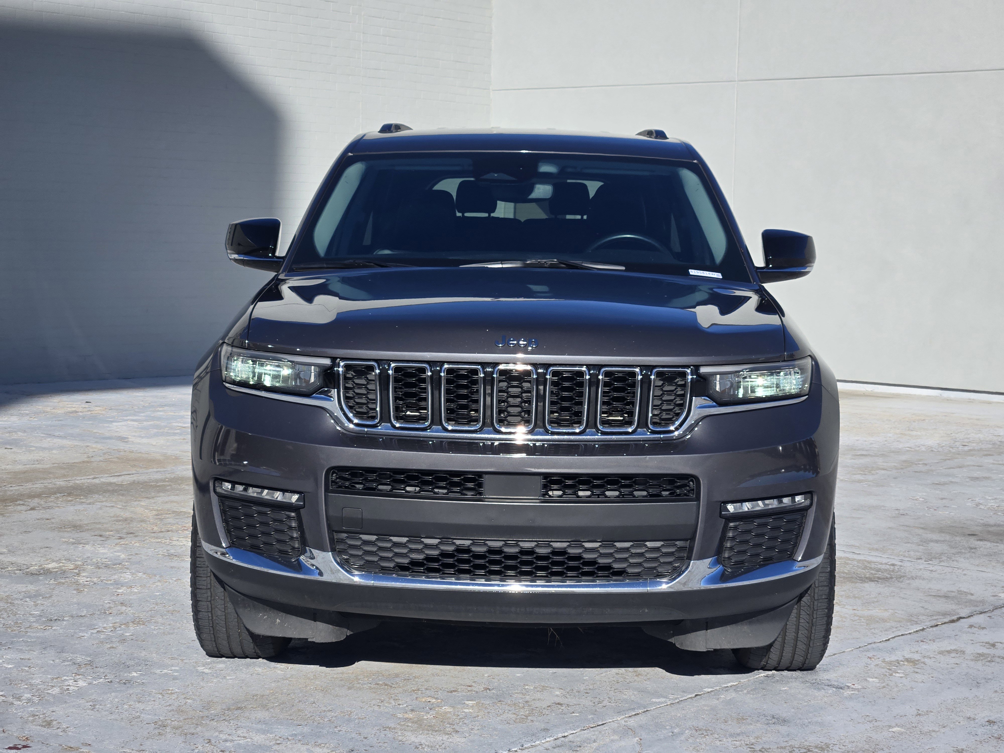 Used 2021 Jeep Grand Cherokee L Limited image 3