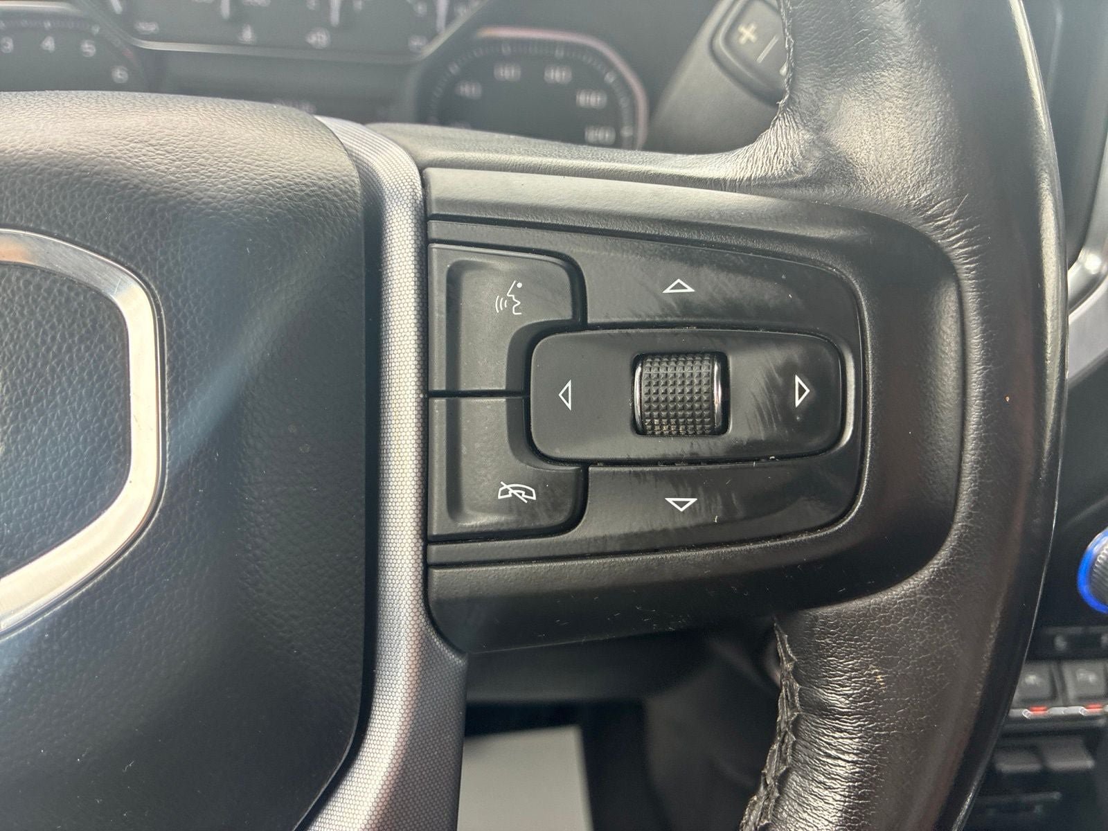 Used 2019 GMC Sierra 1500 SLT w/ SLT Premium Plus Package AWD/4WD image 28
