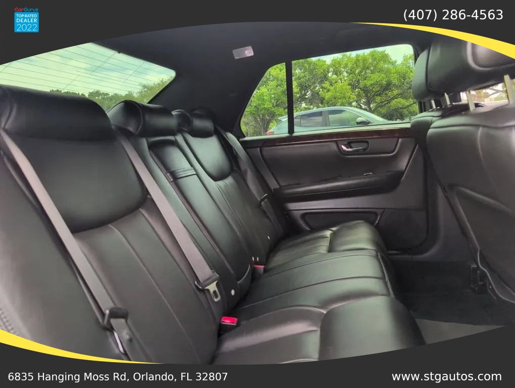 Used 2007 Cadillac DTS w/ Trunk Convenience Package image 21