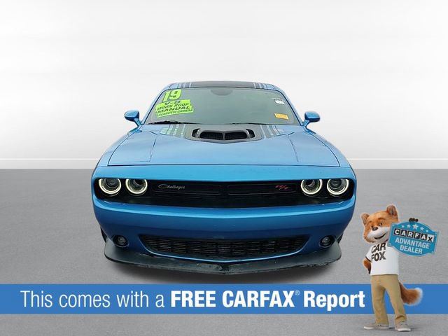 Used 2019 Dodge Challenger R/T Scat Pack w/ Shaker Package video 2