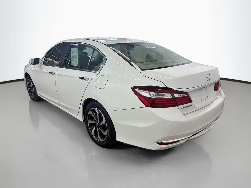 Used 2017 Honda Accord EX-L image 7