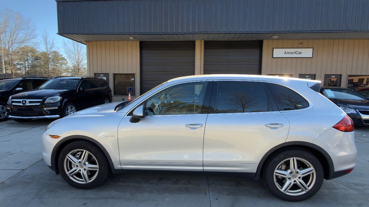 Used 2011 Porsche Cayenne S image 12