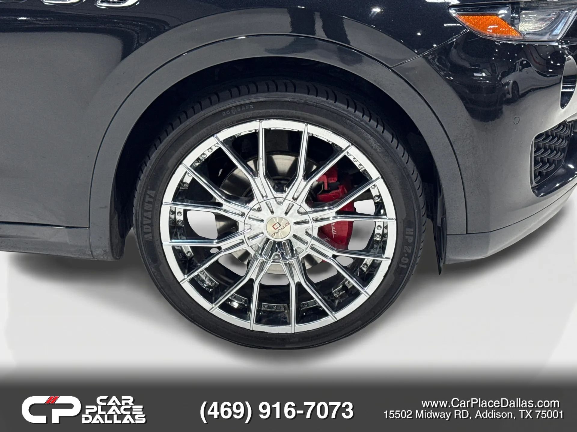 Used 2017 Maserati Levante w/ Sport Package AWD/4WD image 43
