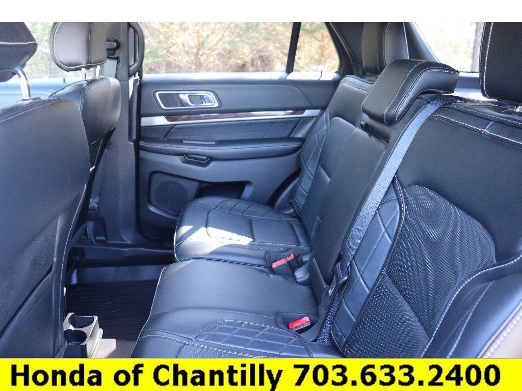 Used 2017 Ford Explorer Platinum image 28