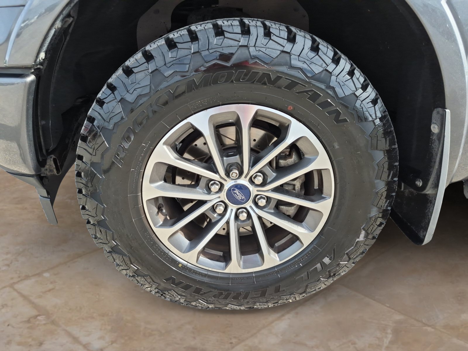 Used 2018 Ford F150 XLT w/ Equipment Group 302A Luxury AWD/4WD image 28