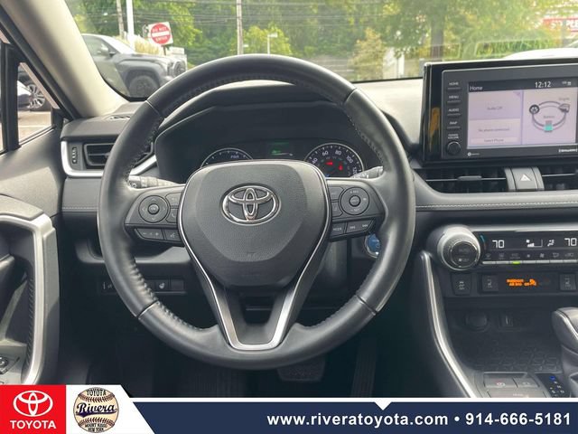 Used 2021 Toyota RAV4 XLE w/ XLE Grade Weather Package AWD/4WD image 14