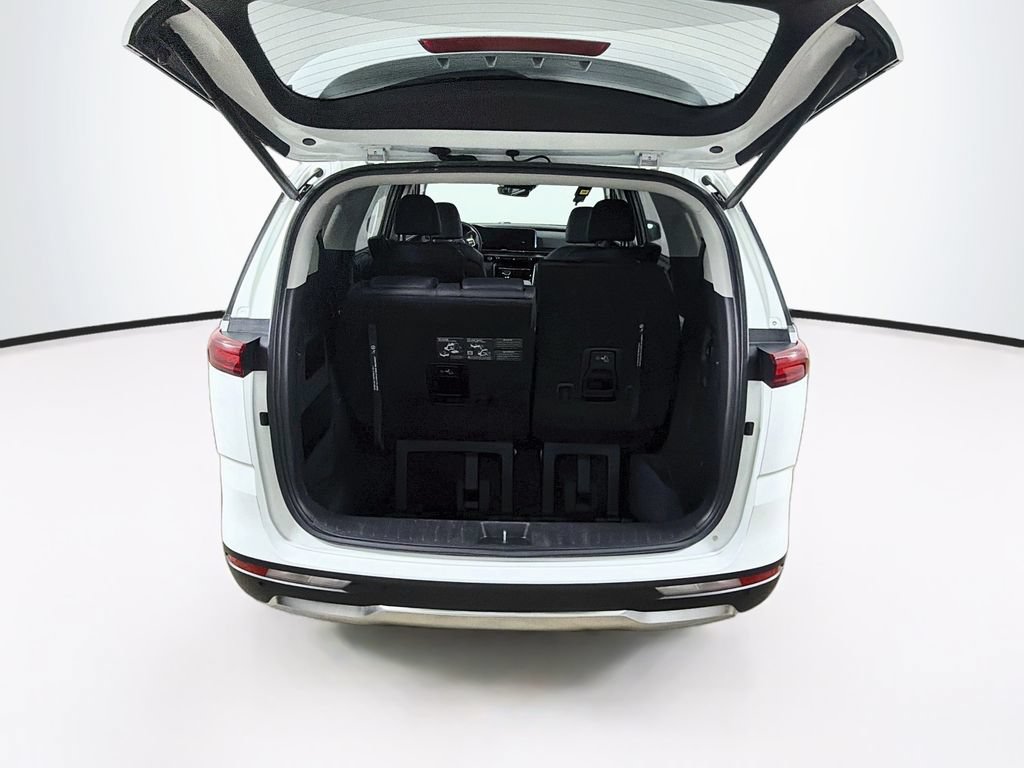 Used 2024 Kia Carnival SX Prestige FWD image 28