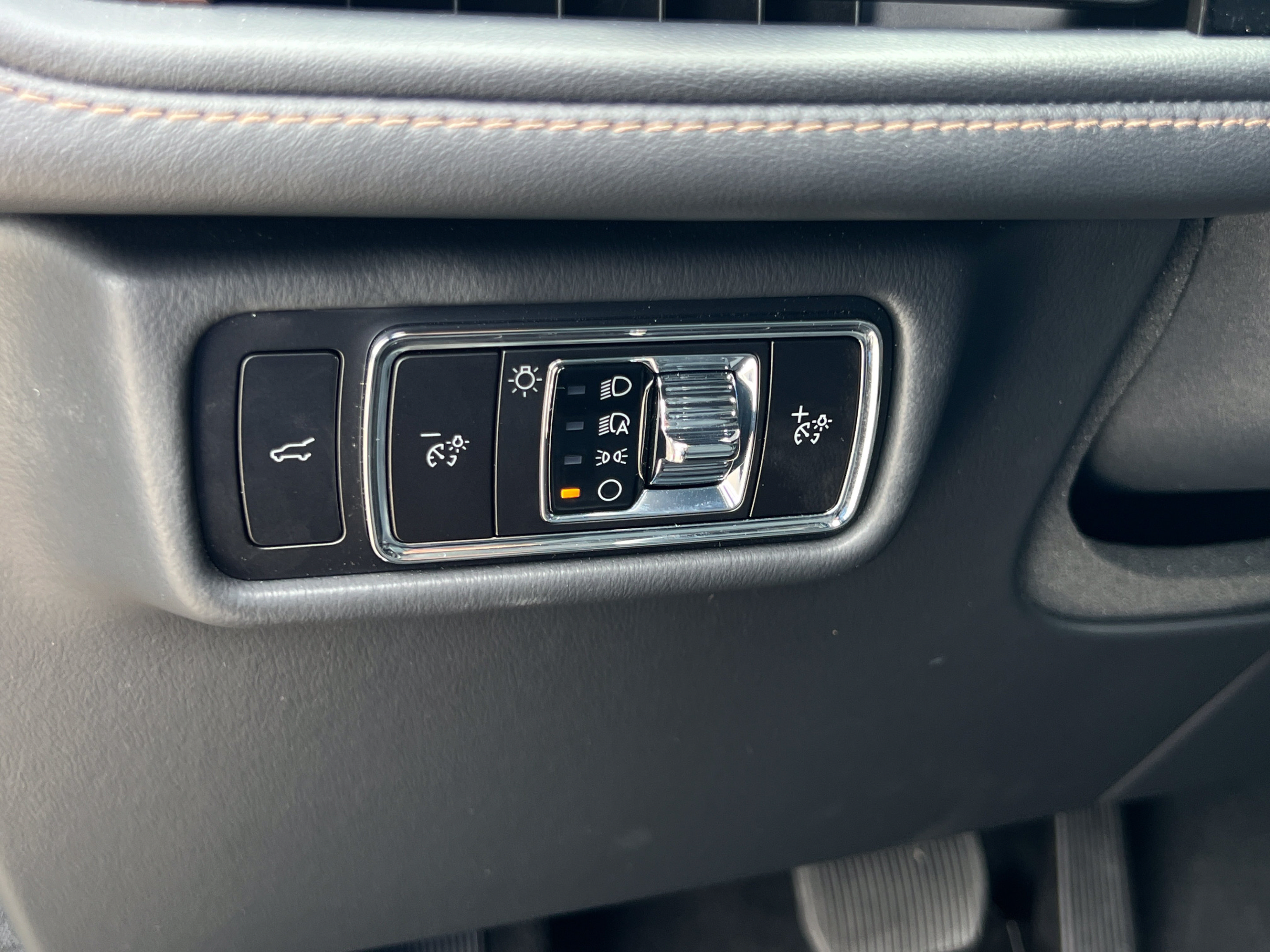 New 2025 Lincoln Aviator Reserve w/ Illumination Package RWD image 14