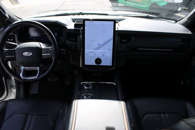 Used 2024 Ford Expedition Max Platinum image 17