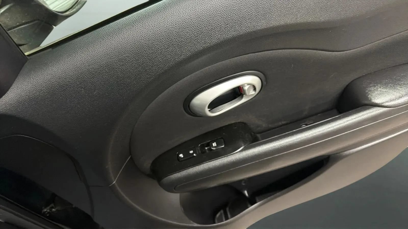 Used 2015 Kia Soul + FWD image 17