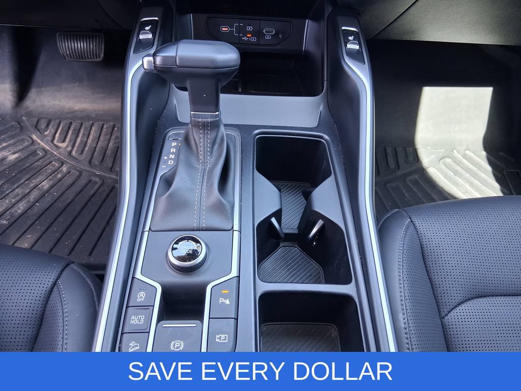 Used 2024 Kia Sorento S w/ Panoramic Sunroof Package FWD image 15