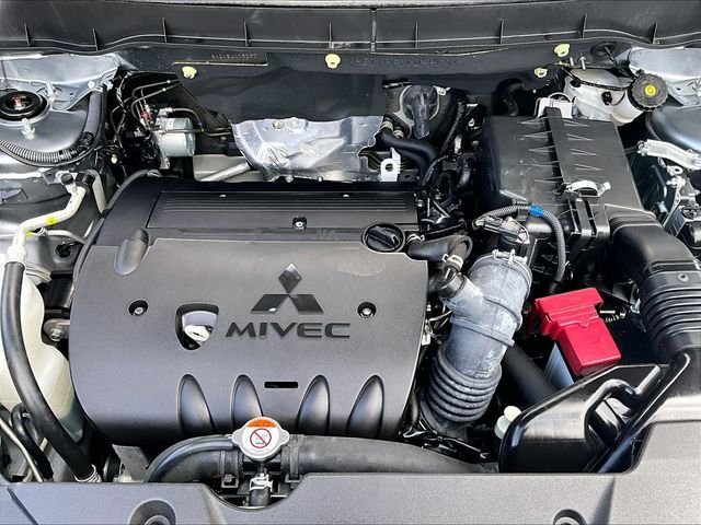 Used 2025 Mitsubishi Outlander Sport AWD image 32