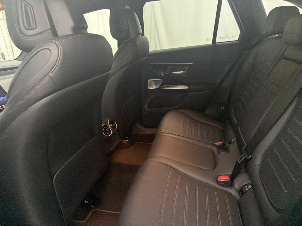 Used 2023 Mercedes-Benz GLC 300 4MATIC image 20
