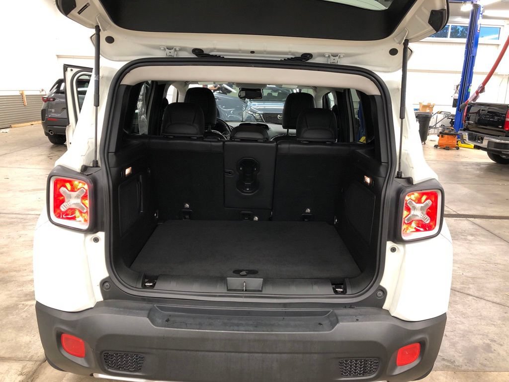 Used 2015 Jeep Renegade Limited AWD/4WD image 15