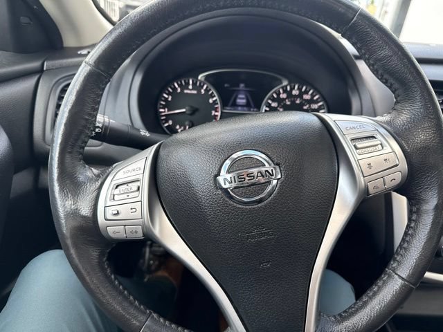 Used 2016 Nissan Altima 2.5 SL w/ 2.5 Technology w/LED Package FWD image 22