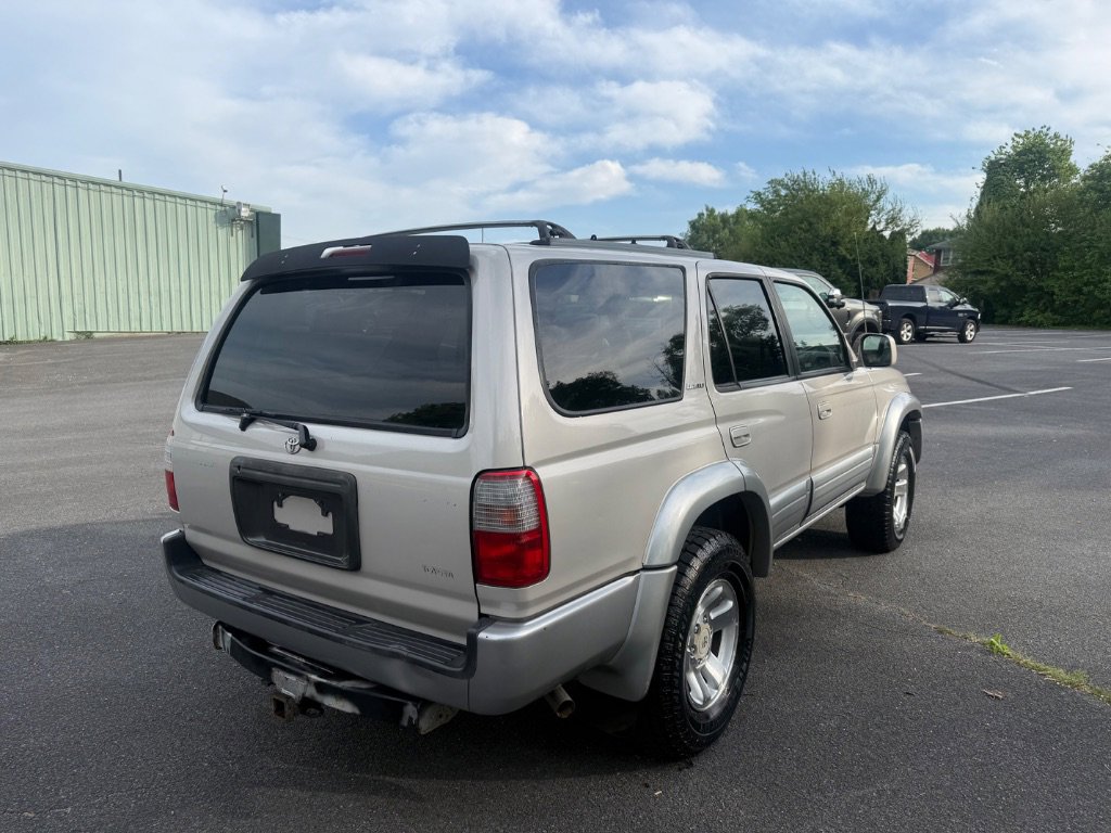 Used 2000 Toyota 4Runner Limited AWD/4WD image 5