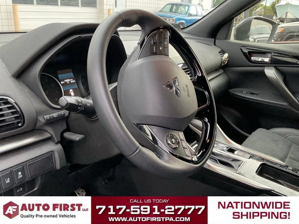 Used 2025 Mitsubishi Eclipse Cross AWD image 5