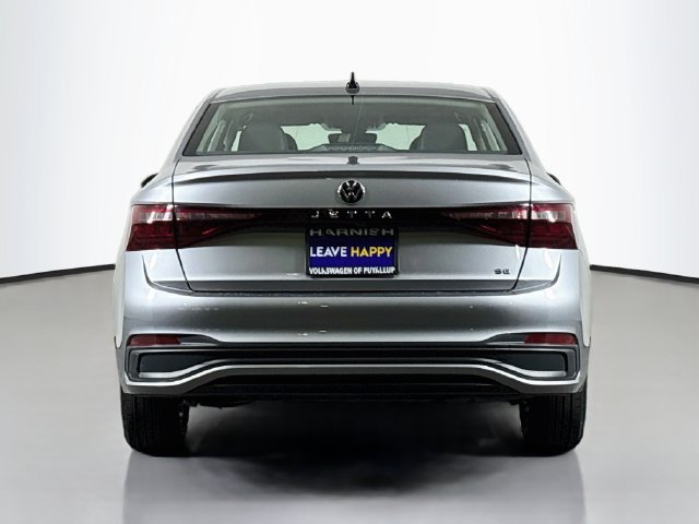 Used 2025 Volkswagen Jetta SE FWD image 6
