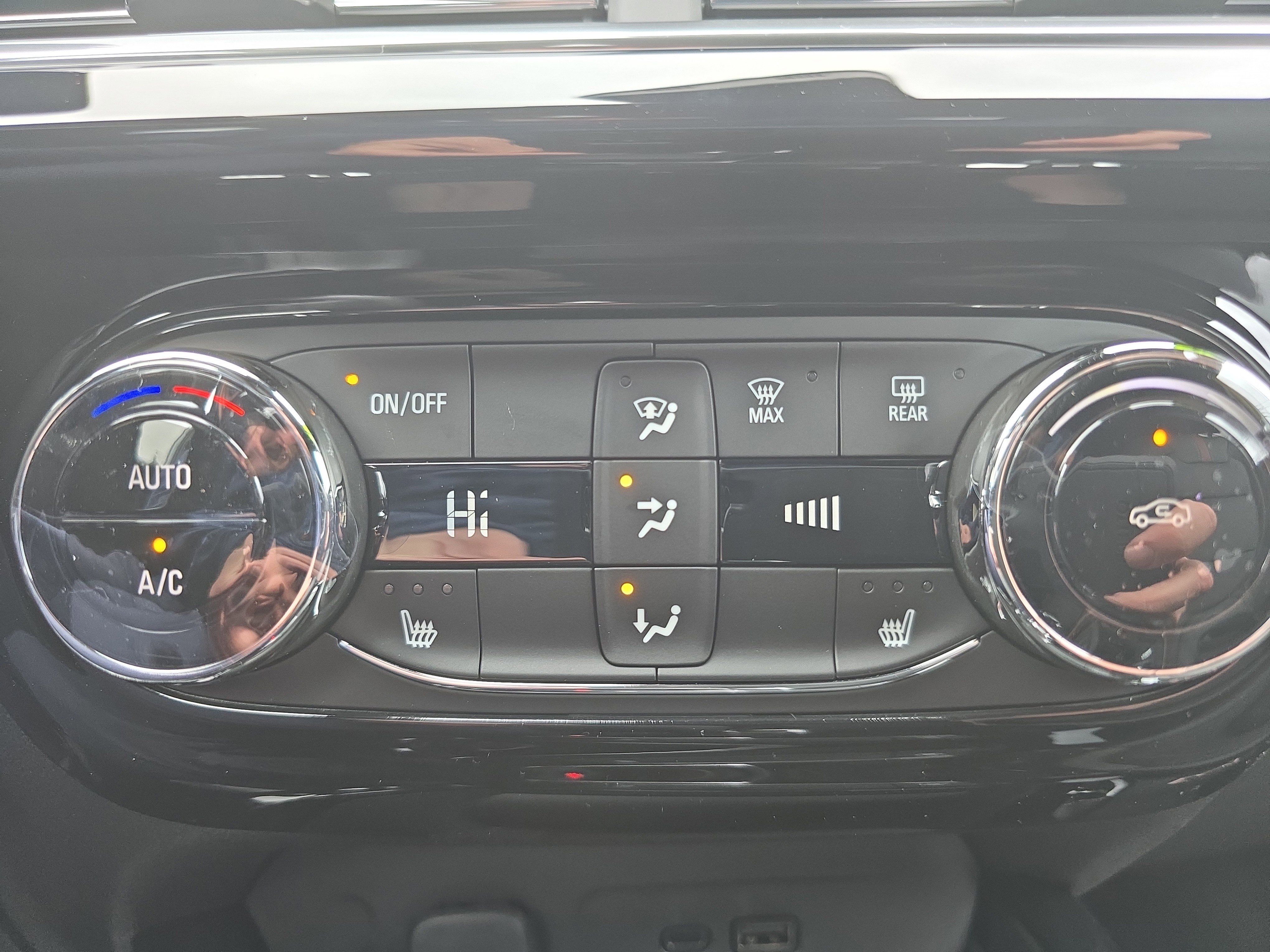 New 2026 Chevrolet Trax RS image 28