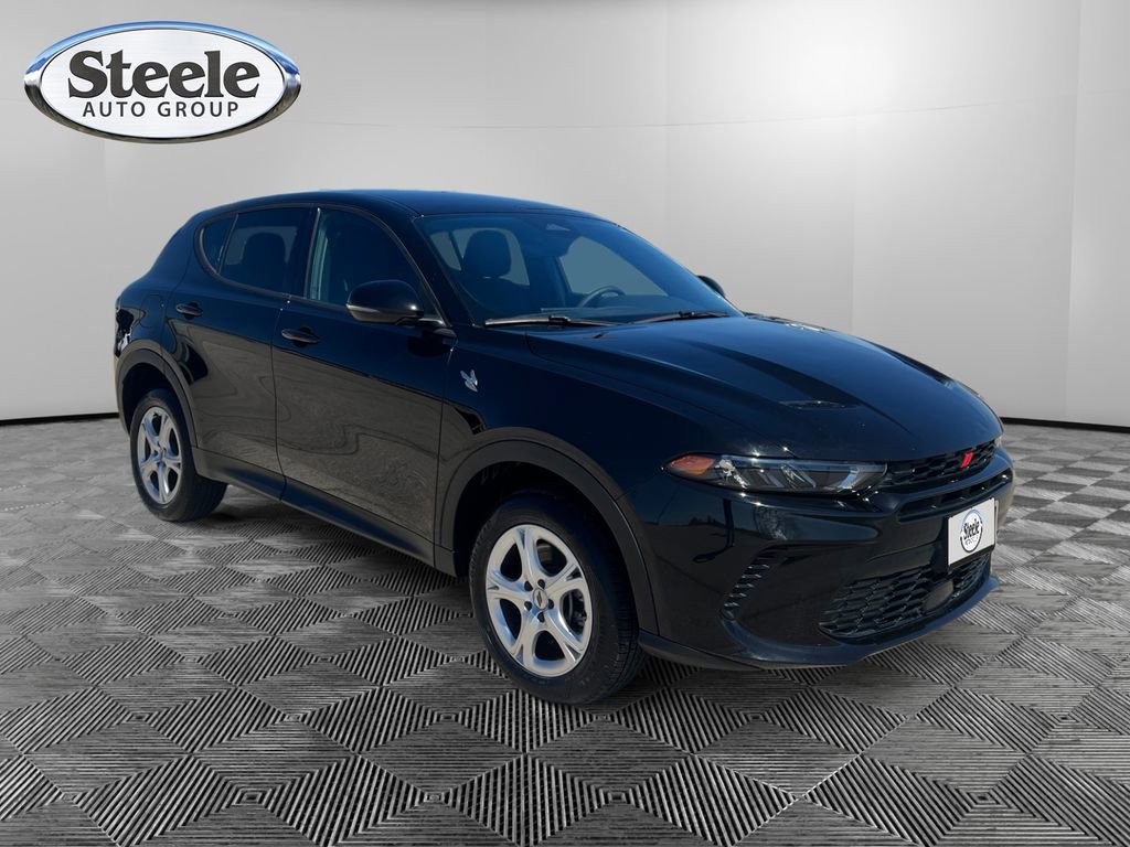 Used 2023 Dodge Hornet GT w/ Cold Weather Group image 7