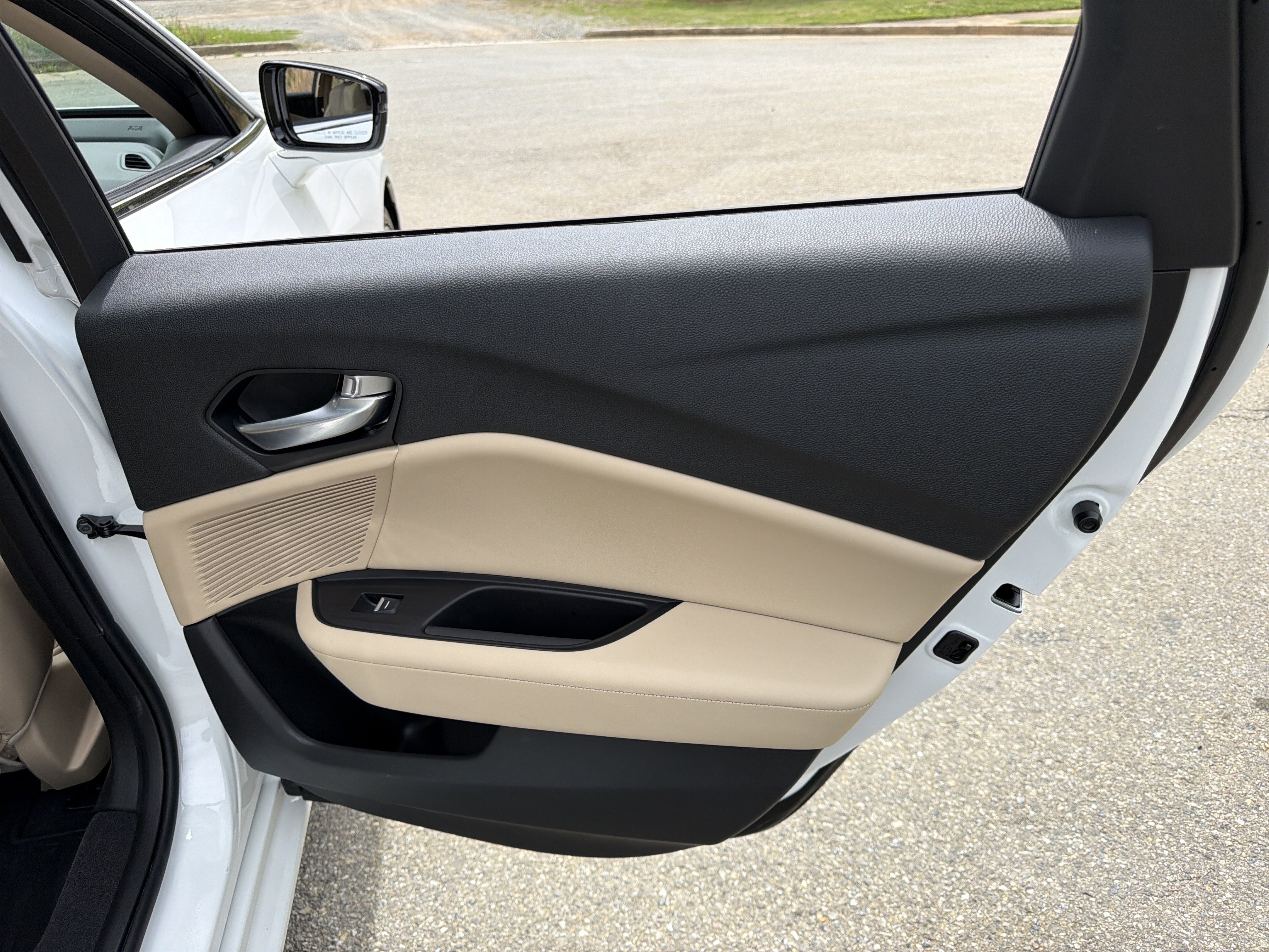 Used 2023 Acura TLX w/ Technology Package FWD image 16