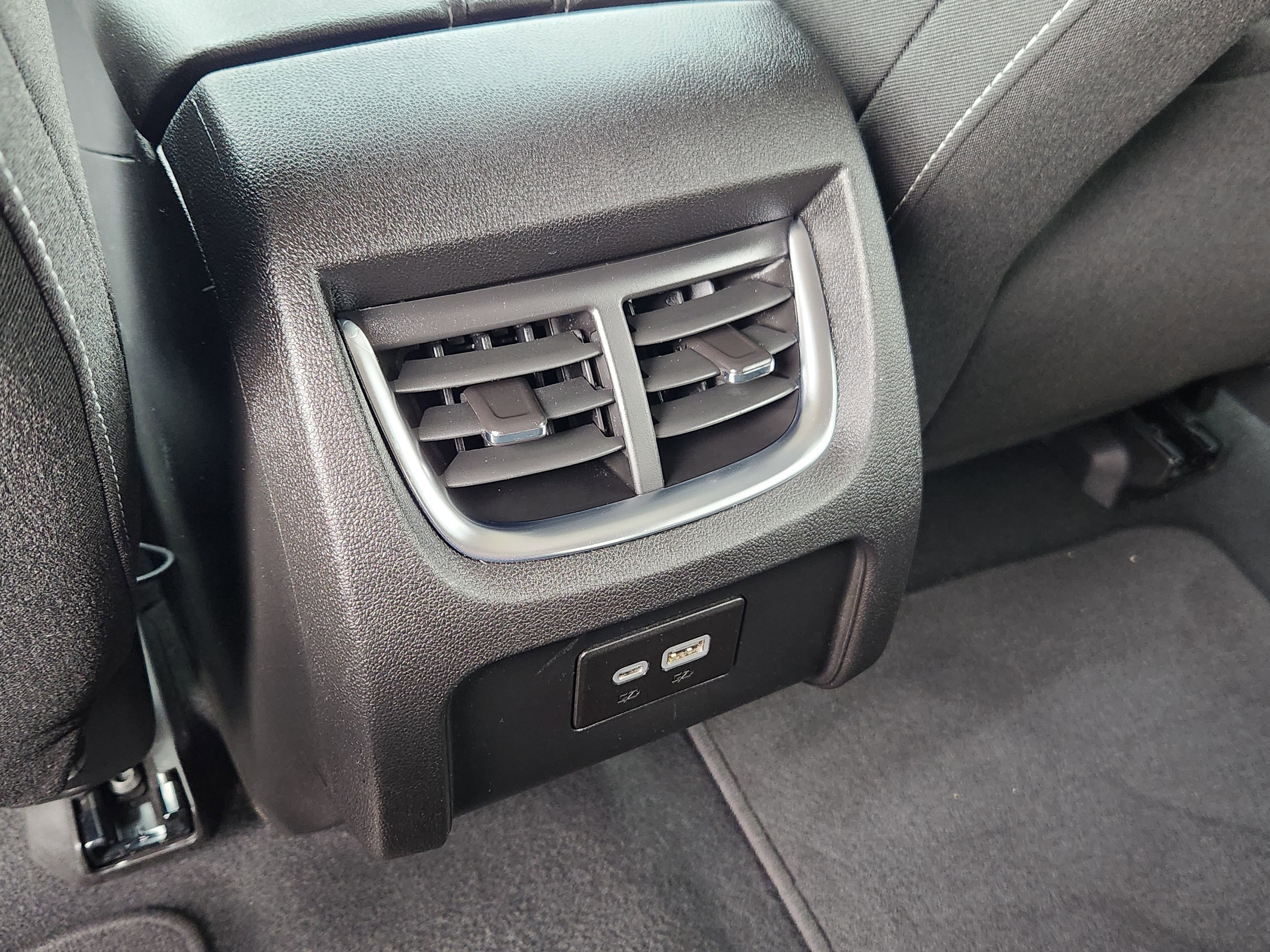 Certified 2025 Chevrolet Blazer LT image 31